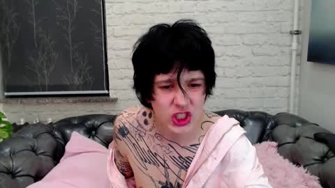 kaitonyan online show from April 8, 1:06 am