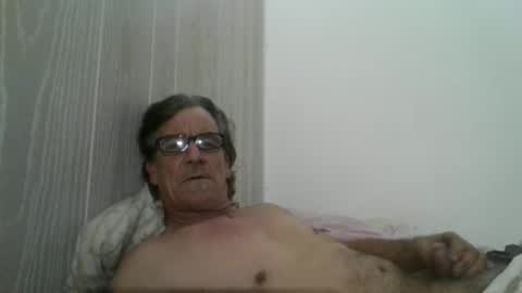 kalifornia91666 online show from January 7, 8:15 am