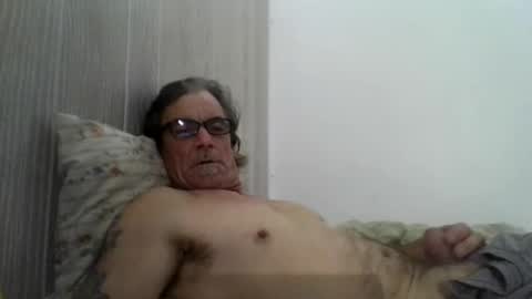 kalifornia91666 online show from December 11, 7:10 am