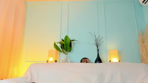 kall_ell_ online show from April 14, 4:12 am