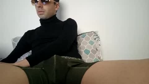 kamilo24 online show from January 1, 9:07 am