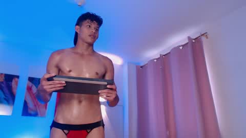 Kami online show from April 4, 7:22 pm