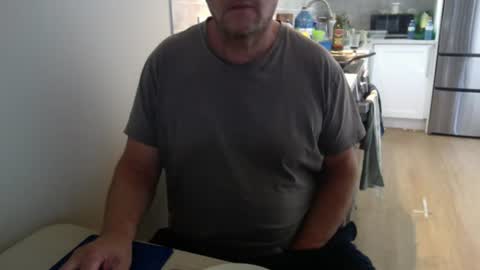 Cam with Me Vixens DM me online show from July 28, 8:34 pm