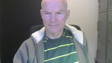 Robbie online show from March 25, 6:06 am