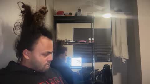 kaptanhook9 online show from April 12, 3:35 pm