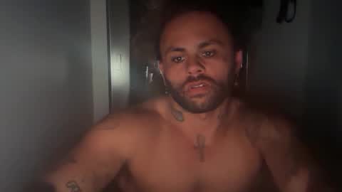 kaptanhook9 online show from April 3, 8:55 am