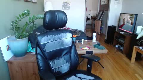 Karl online show from March 7, 4:22 pm