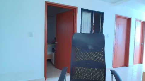 Kauri Lop online show from December 8, 2:19 pm