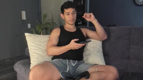 Kayn online show from November 17, 8:45 pm