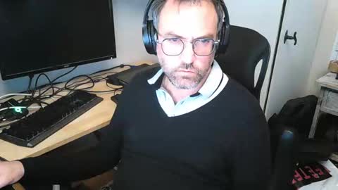 Snapshot of kelvin06133 chatting on March 12, 10:39 pm kelvin06133 online show from March 12, 10:39 pm