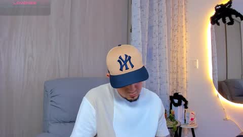 kendel_dimitri online show from October 26, 5:09 am