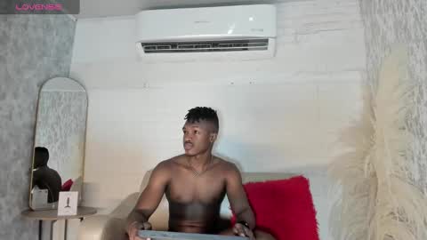 Snapshot of kender21_ chatting on February 25, 12:45 pm Kender online show from February 25, 12:45 pm