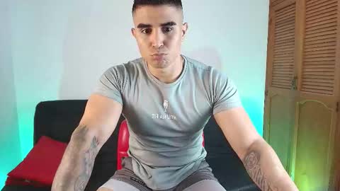 kenfit07 online show from January 13, 5:39 pm