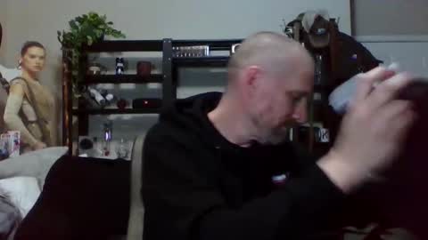 Ken Kuddles online show from January 27, 1:26 am