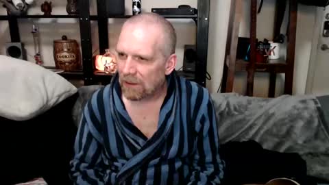 Ken Kuddles online show from February 20, 3:45 am