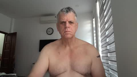 kent_ham online show from January 18, 12:45 am