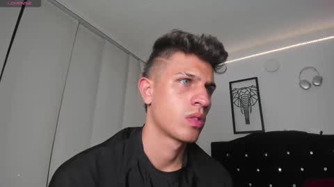 Kevin Ahs online show from October 27, 11:07 pm