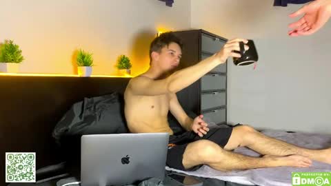 Kevin online show from April 14, 6:40 pm