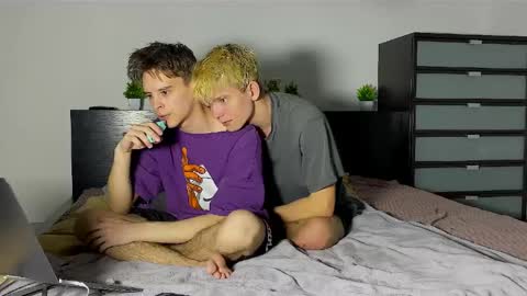 Kevin online show from April 6, 8:53 pm