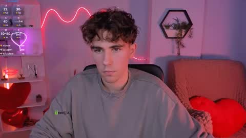 kevin_nix_ online show from February 6, 8:17 pm