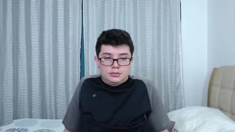 Kevin online show from December 17, 11:44 pm