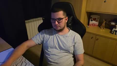 Kevinn online show from February 5, 2:18 am