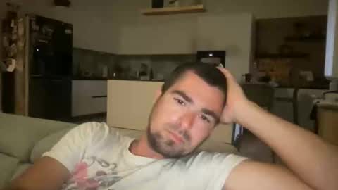 kevinpillobello online show from May 28, 6:50 pm