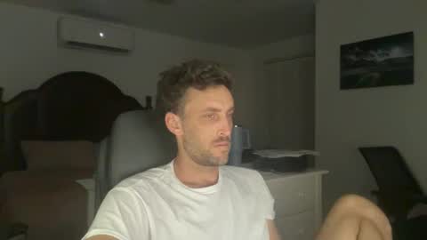 Snapshot of kevs363 chatting on March 8, 2:21 am kevs363 online show from March 8, 2:21 am