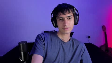 khozler_ online show from January 24, 3:11 am