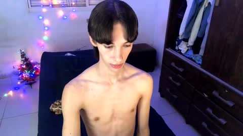 kiantwink online show from December 27, 11:10 pm