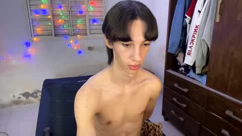 kiantwink online show from January 21, 5:50 am