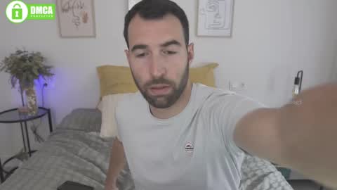 Snapshot of kiatog5 chatting on March 5, 10:00 am Manu online show from March 5, 10:00 am