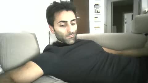 kikkus01 online show from November 4, 1:01 pm