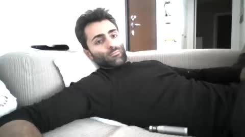 Snapshot of kikkus01 chatting on October 10, 11:37 am kikkus01 online show from October 10, 11:37 am
