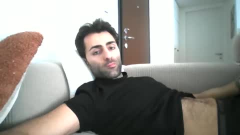 Snapshot of kikkus01 chatting on February 21, 9:01 am kikkus01 online show from February 21, 9:01 am