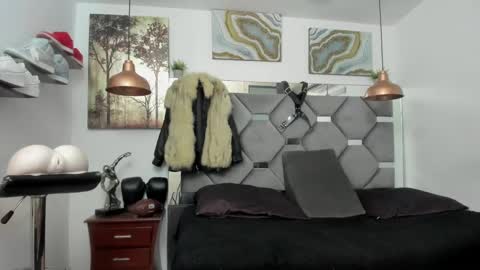 HOT MEN BLACK online show from January 23, 7:51 pm