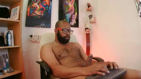 Malik  online show from April 23, 4:42 pm