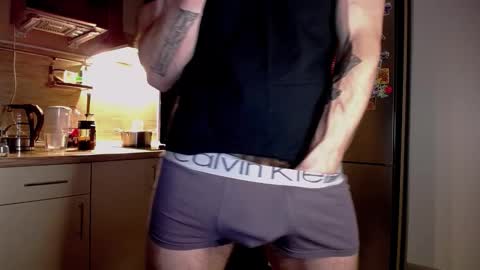 king_pong online show from November 12, 9:52 pm