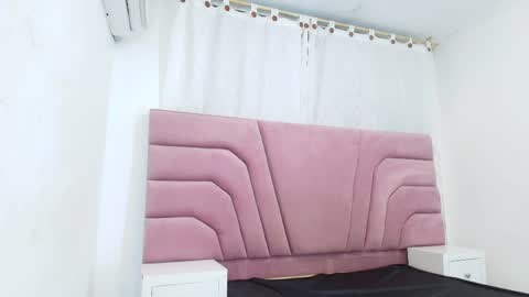 kingmaverickx online show from April 7, 3:17 am