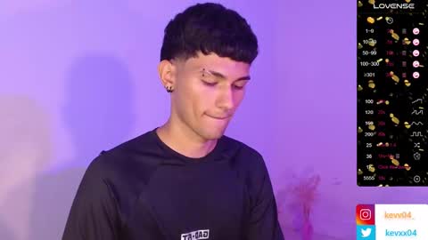  A L E X  online show from October 23, 5:33 am