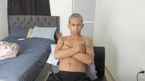 DOMINANT ALPHA KINGS online show from December 23, 6:22 am