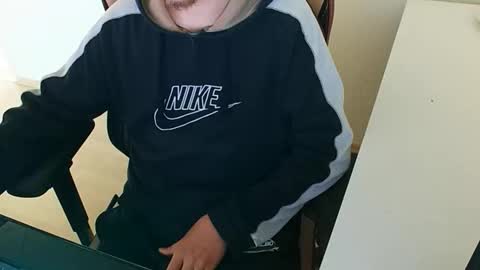 kingsnake1504 online show from April 24, 1:35 pm