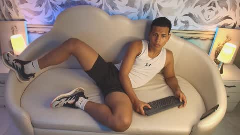 sebastian online show from February 3, 2:53 am