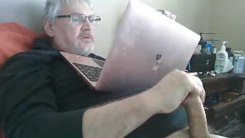 kingtongue10 online show from January 22, 7:24 pm