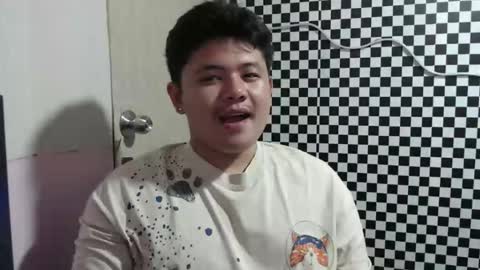 Yuki online show from April 5, 3:19 pm