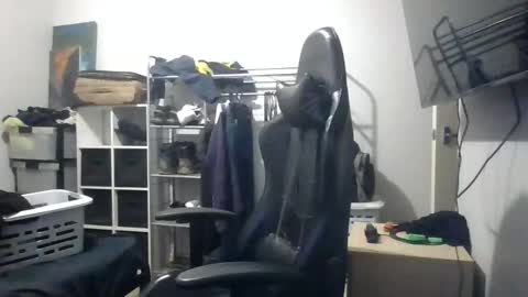 Horny Bloomy online show from April 10, 4:14 pm