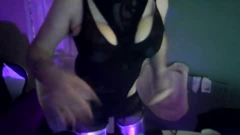 Kinky Boots x online show from November 30, 6:32 pm