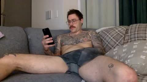 kinnkybwc online show from March 26, 2:15 am