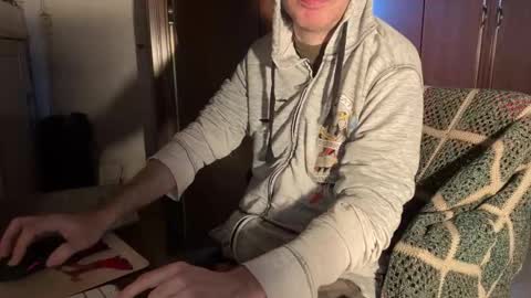 kissofbanned1983 online show from February 18, 10:35 am