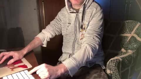 kissofbanned1983 online show from February 20, 9:55 am